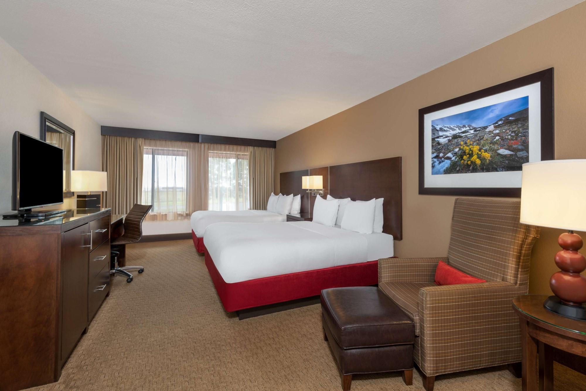 Radisson Hotel Colorado Springs Airport מראה חיצוני תמונה