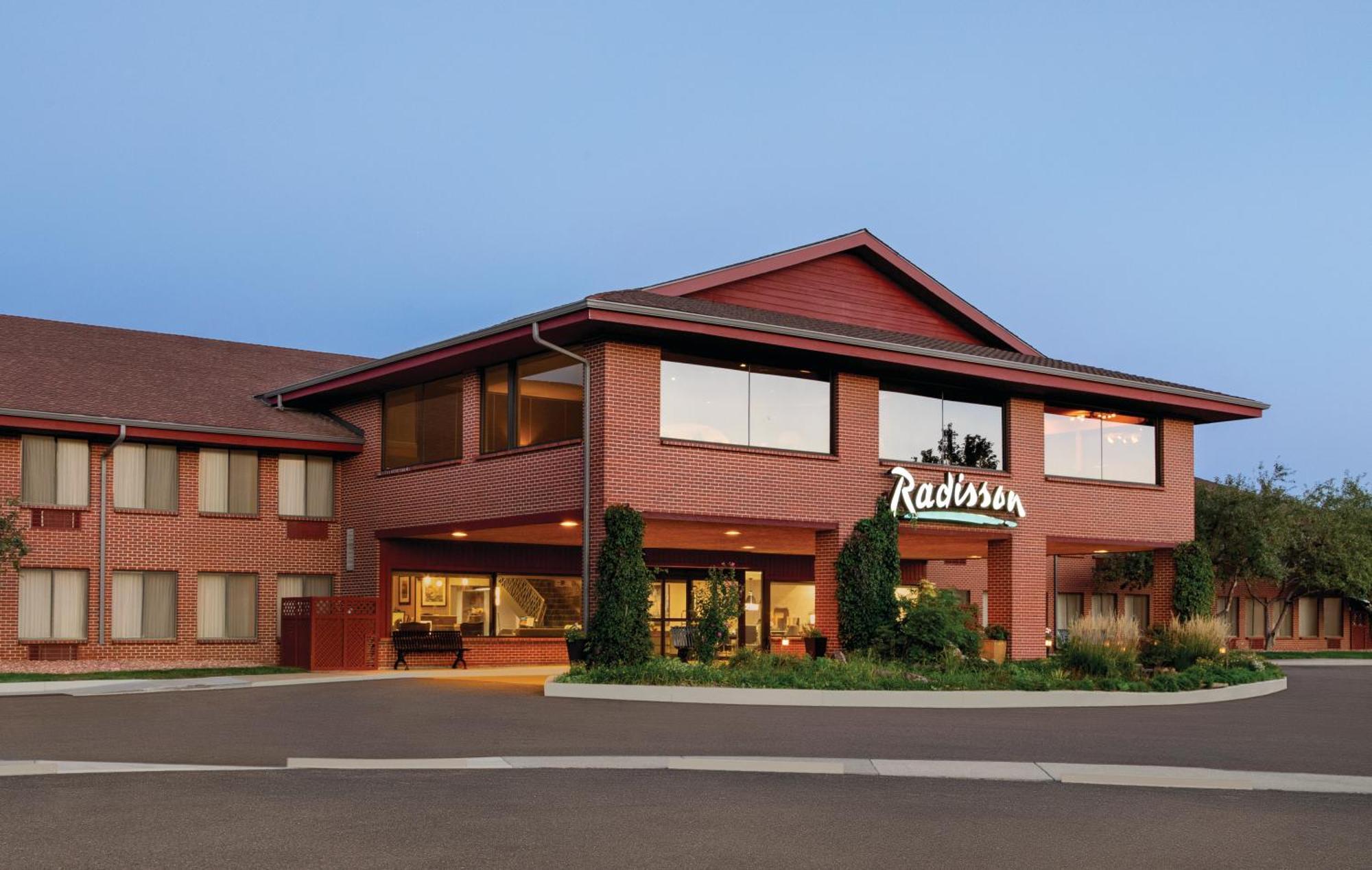 Radisson Hotel Colorado Springs Airport מראה חיצוני תמונה