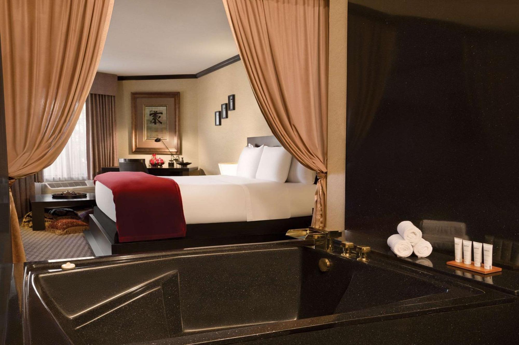 Radisson Hotel Colorado Springs Airport מראה חיצוני תמונה